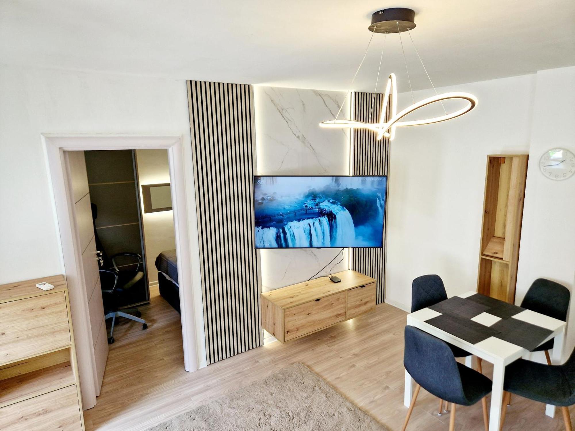 Cosy Novi Sad Loft, Self Check-In Appartement Buitenkant foto