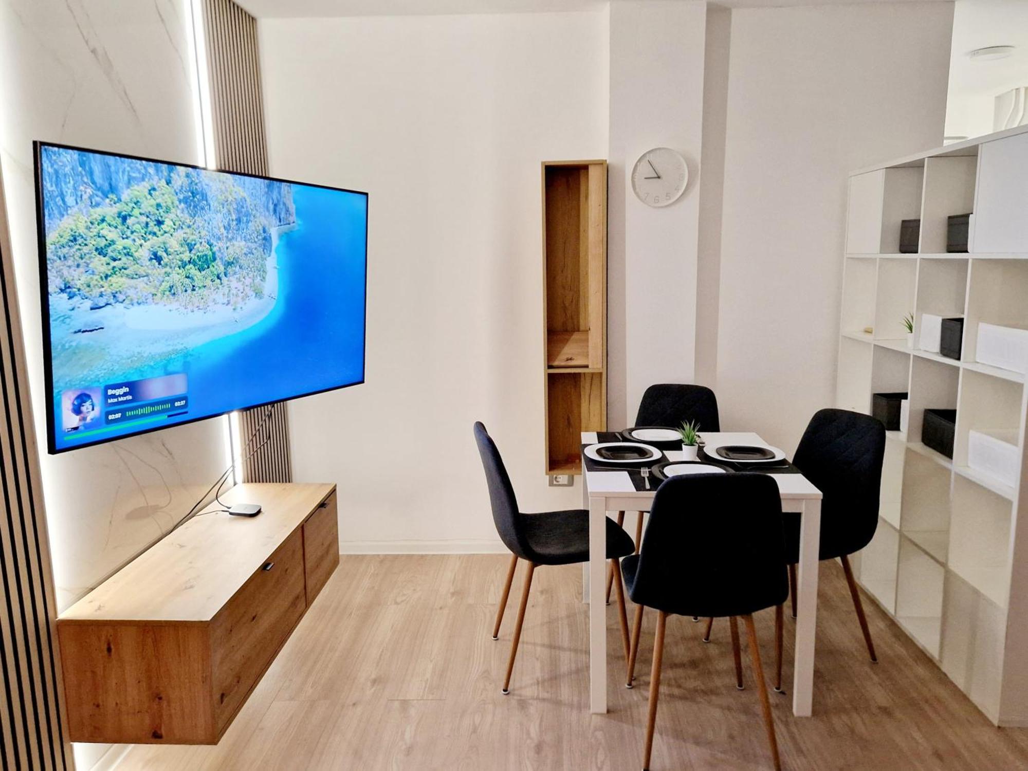 Cosy Novi Sad Loft, Self Check-In Appartement Buitenkant foto